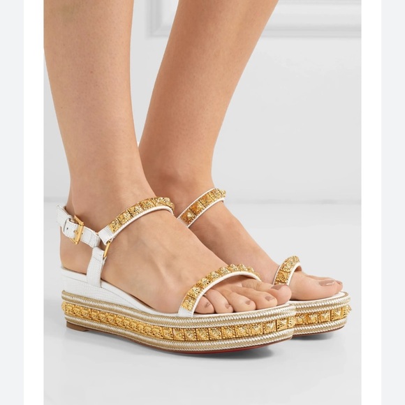 CHRISTIAN LOUBOUTIN PYRACLOU 60 FLATFORM SANDALS WHITE LEATHER GOLD STUDS SZ 39 - Picture 3 of 15